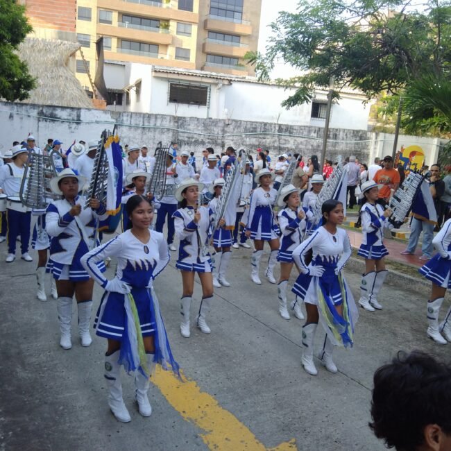 filter: 0; fileterIntensity: 0.0; filterMask: 0; module: j; 
hw-remosaic: 0; 
touch: (-1.0, -1.0); 
modeInfo: ; 
sceneMode: SFHDR; 
cct_value: 0; 
AI_Scene: (200, -1); 
aec_lux: 198.5588; 
hist255: 0.0; 
hist252~255: 0.0; 
hist0~15: 0.0;