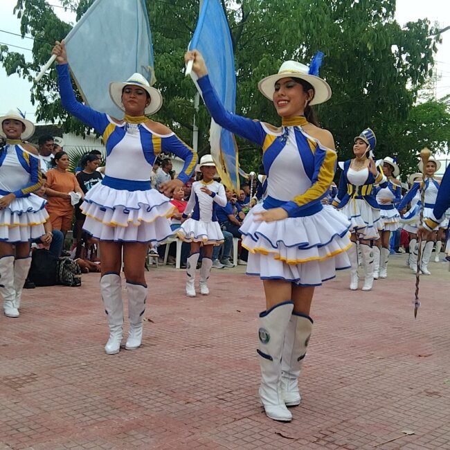 module: j; 
hw-remosaic: 0; 
touch: (-1.0, -1.0); 
modeInfo: ; 
sceneMode: Auto; 
cct_value: 0; 
AI_Scene: (-1, -1); 
aec_lux: 225.1839; 
hist255: 0.0; 
hist252~255: 0.0; 
hist0~15: 0.0;